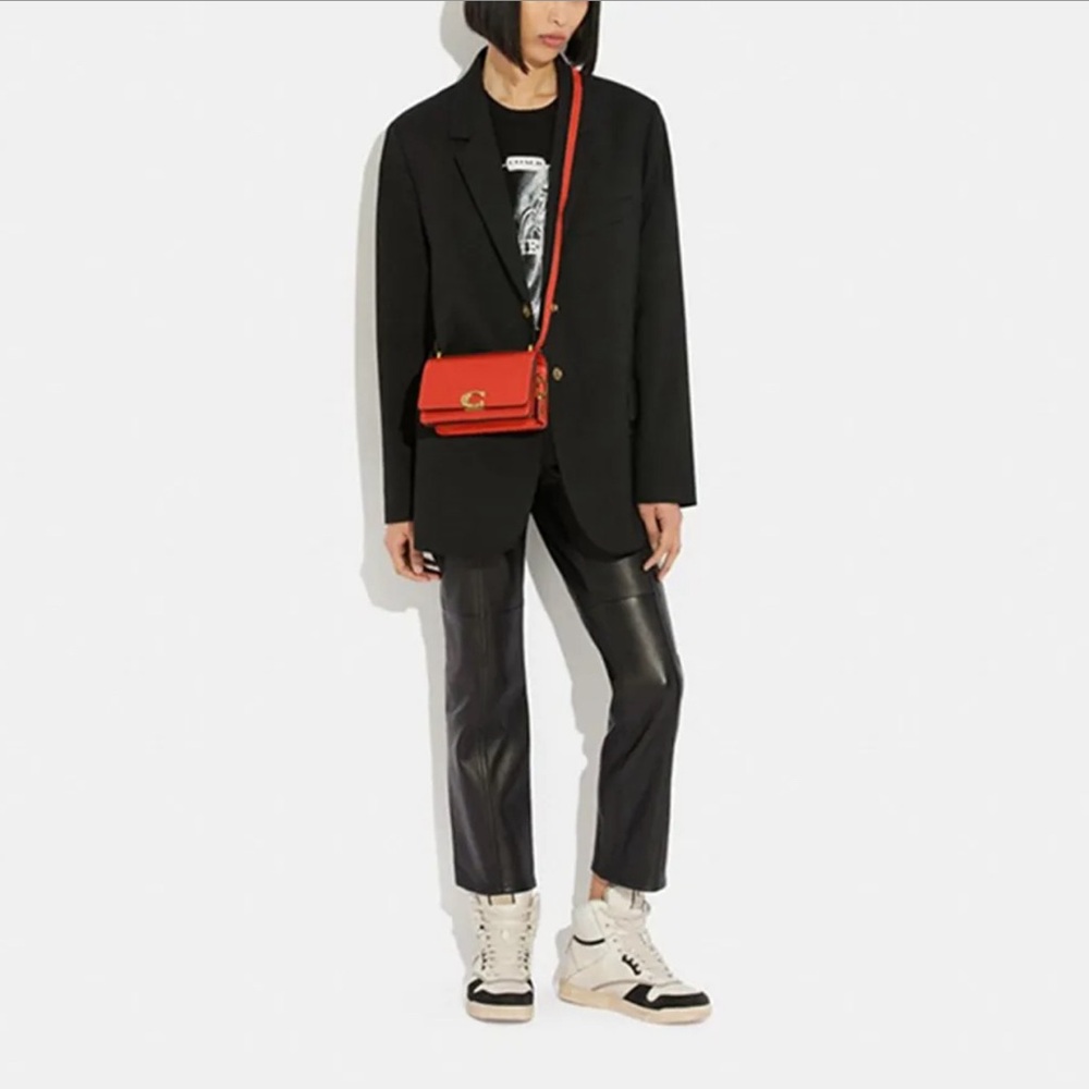 CD724 - Coach Bandit Crossbody - Picture 15 of 16